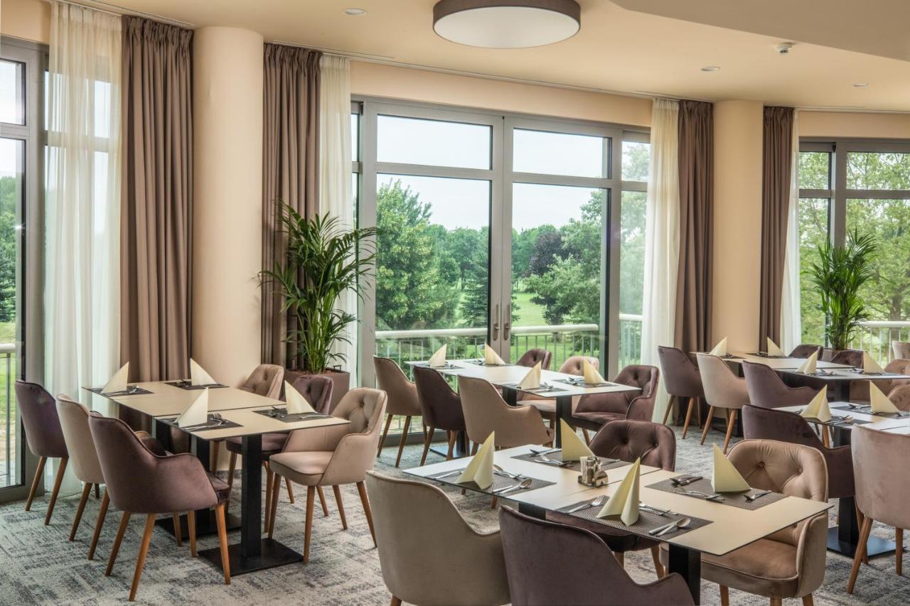 Greenfield Hotel Golf & Spa Bük エクステリア 写真