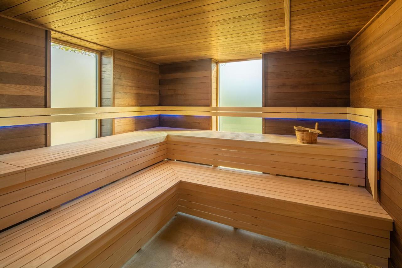 Greenfield Hotel Golf & Spa Bük エクステリア 写真