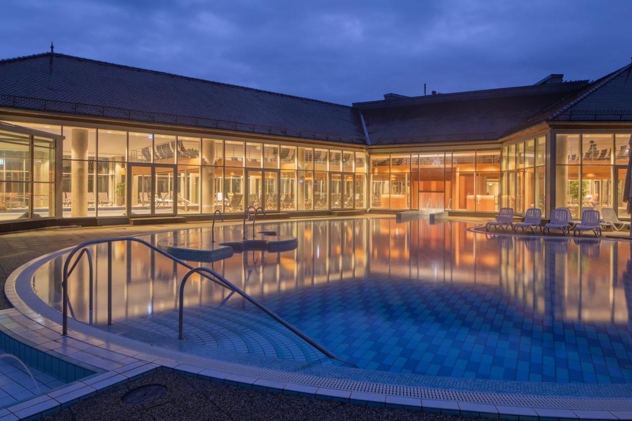 Greenfield Hotel Golf & Spa Bük エクステリア 写真