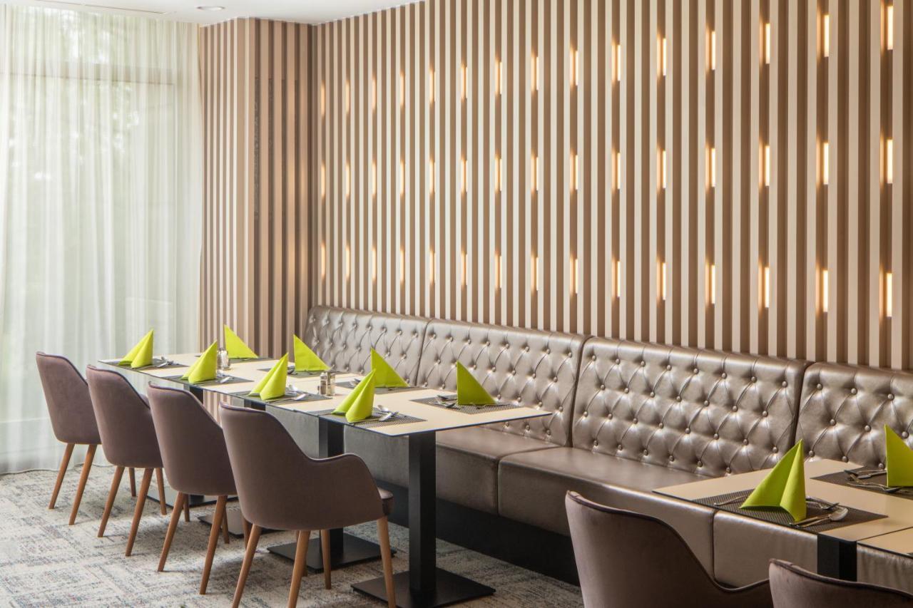 Greenfield Hotel Golf & Spa Bük エクステリア 写真
