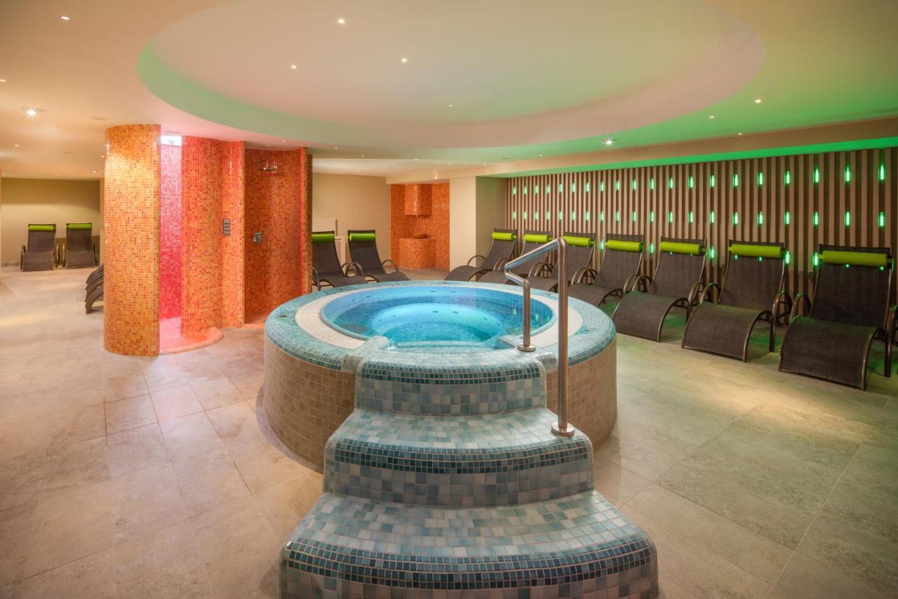 Greenfield Hotel Golf & Spa Bük エクステリア 写真