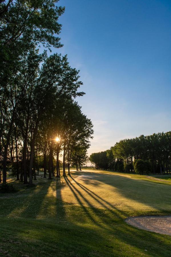 Greenfield Hotel Golf & Spa Bük エクステリア 写真