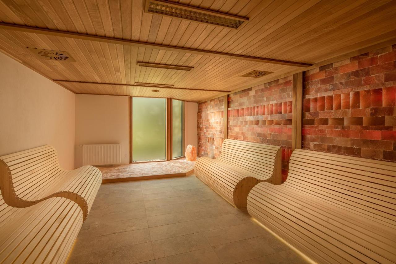 Greenfield Hotel Golf & Spa Bük エクステリア 写真