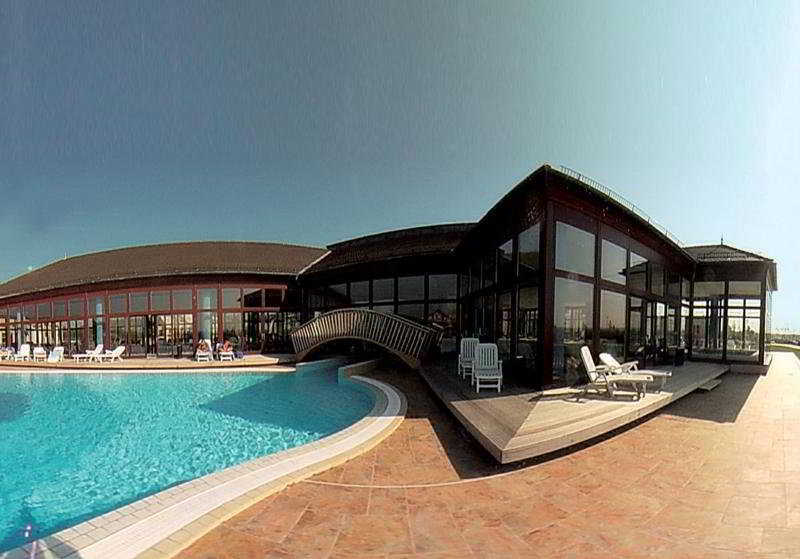 Greenfield Hotel Golf & Spa Bük エクステリア 写真